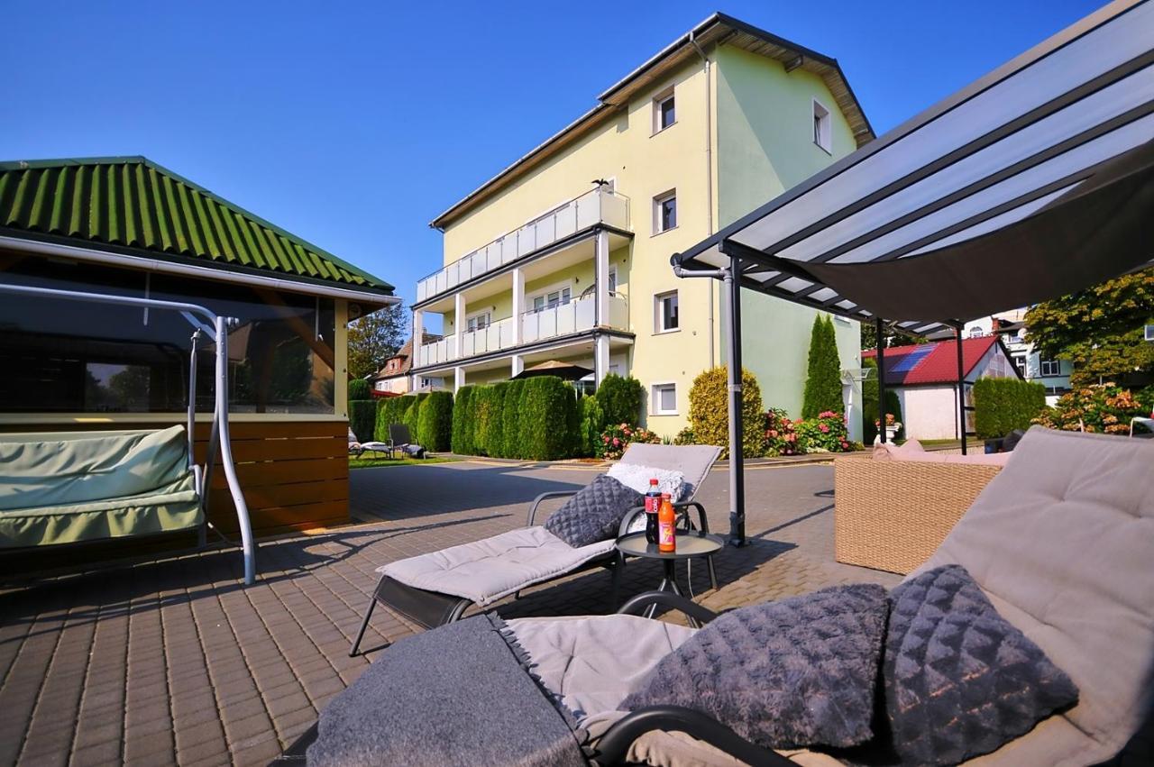 Plaza Apartament Ustronie Morskie Buitenkant foto